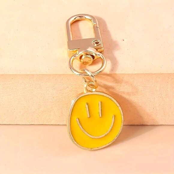 Smiley Face Happy Bag Charm Purse Enamel Keychain Clip Swivel Y2K Retro Kind - Picture 3 of 5